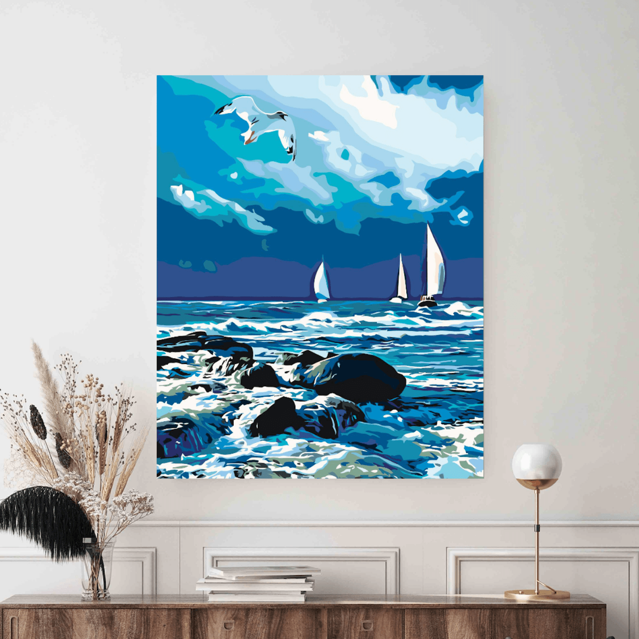 Colectie tablouri pe numere - Marea si corabii: Setul include vopsele numerotate, 3 pensule, panza numerotata, agatatoare, imagine de control si pachet pentru impachetat. Optional, poate avea sasiu pentru inramare.