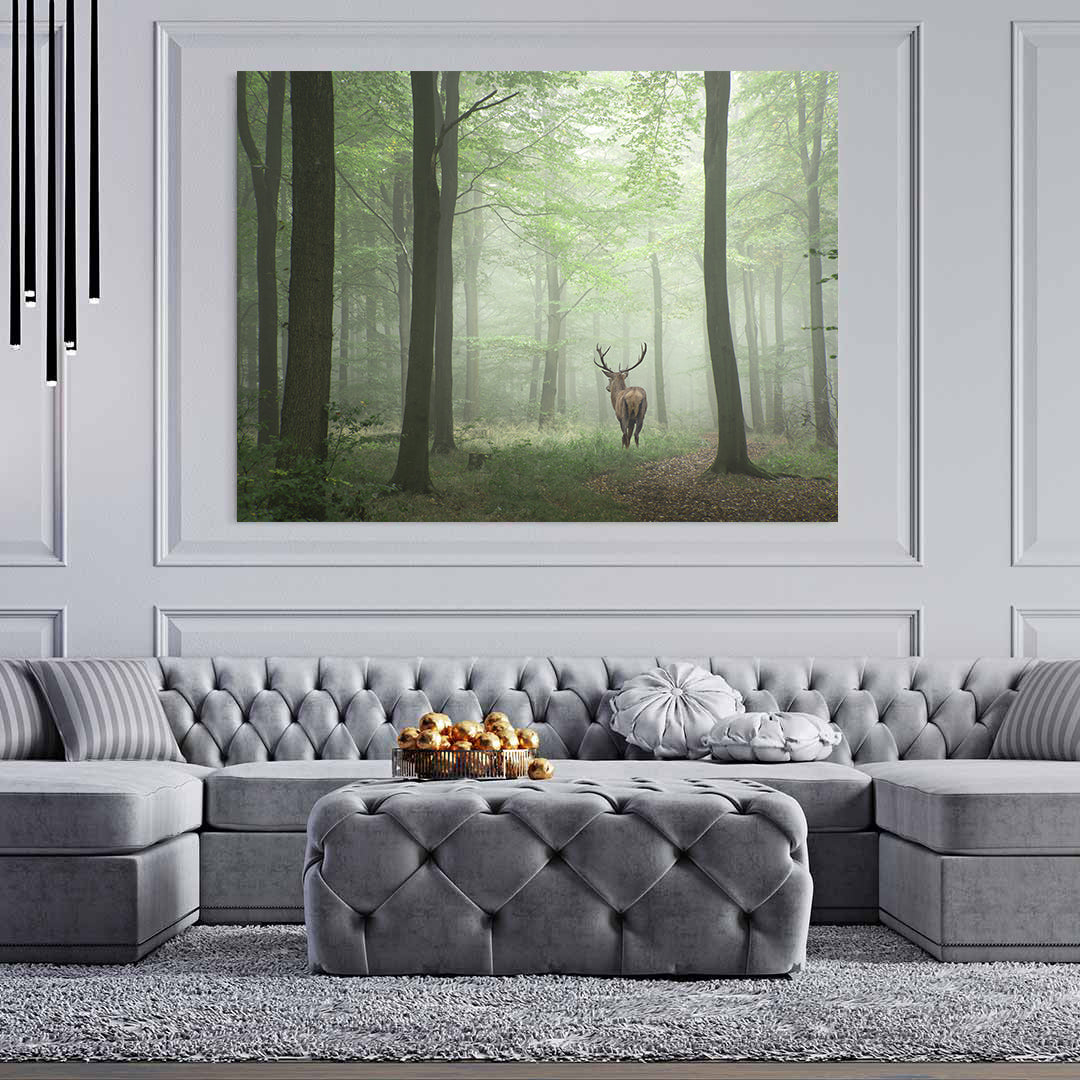 Leinwandbild - Hirsch im Wald